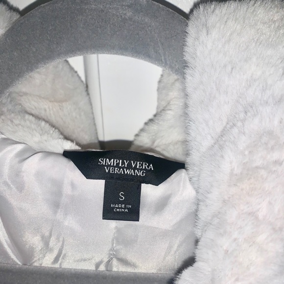 Vera Wang Faux Fur Jacket - Picture 4 of 13